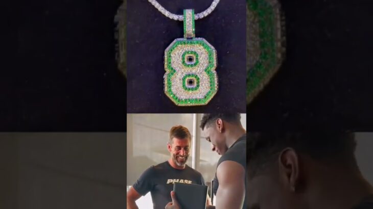 Sauce Gardner got Rodgers iced out 🥶 (via @nyjets) #jets #aaronrodgers #nfl